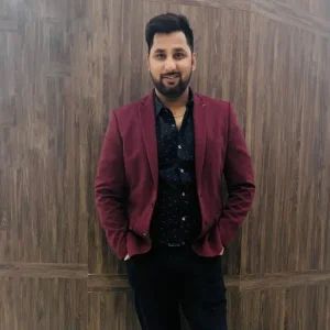 Sumit Tiwarri (CEO)